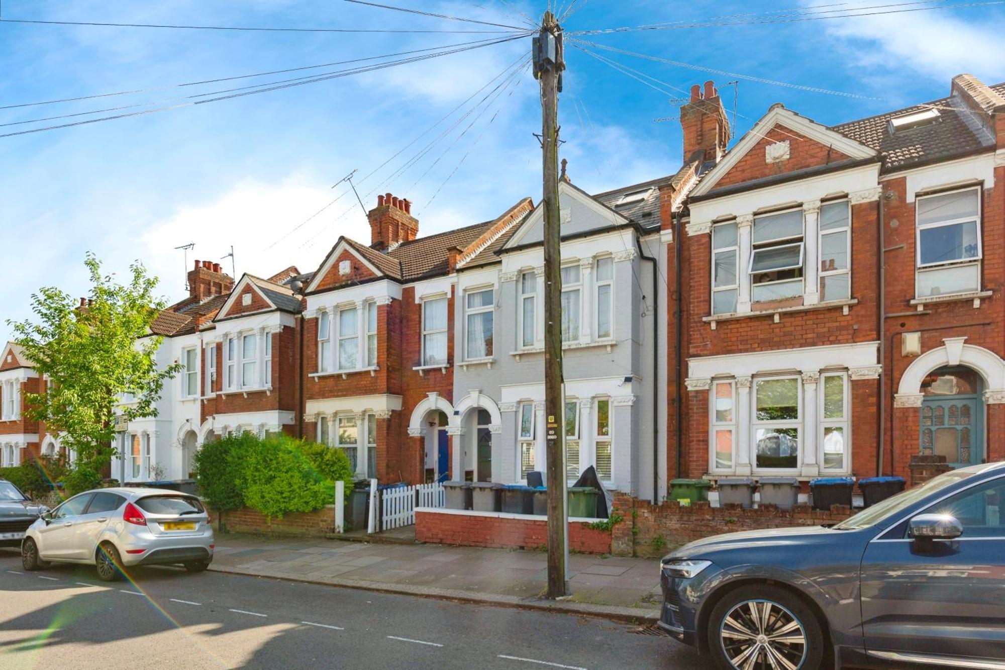 Lovely 2 Bedroom Ground Floor Flat With Garden. London Bagian luar foto